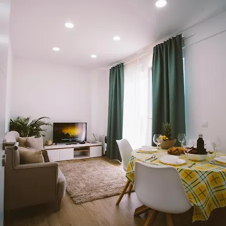 30 - Terrace דירה